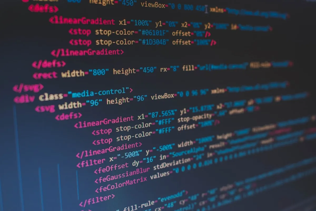 JavaScript null vs undefined code snippet for an article by Atlanta based Software Engineer, Namir Ahmed.
